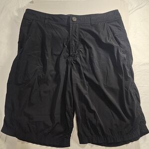 Lululemon Men's Size 34 Black Shorts - Adjustable, Comfortable Fit